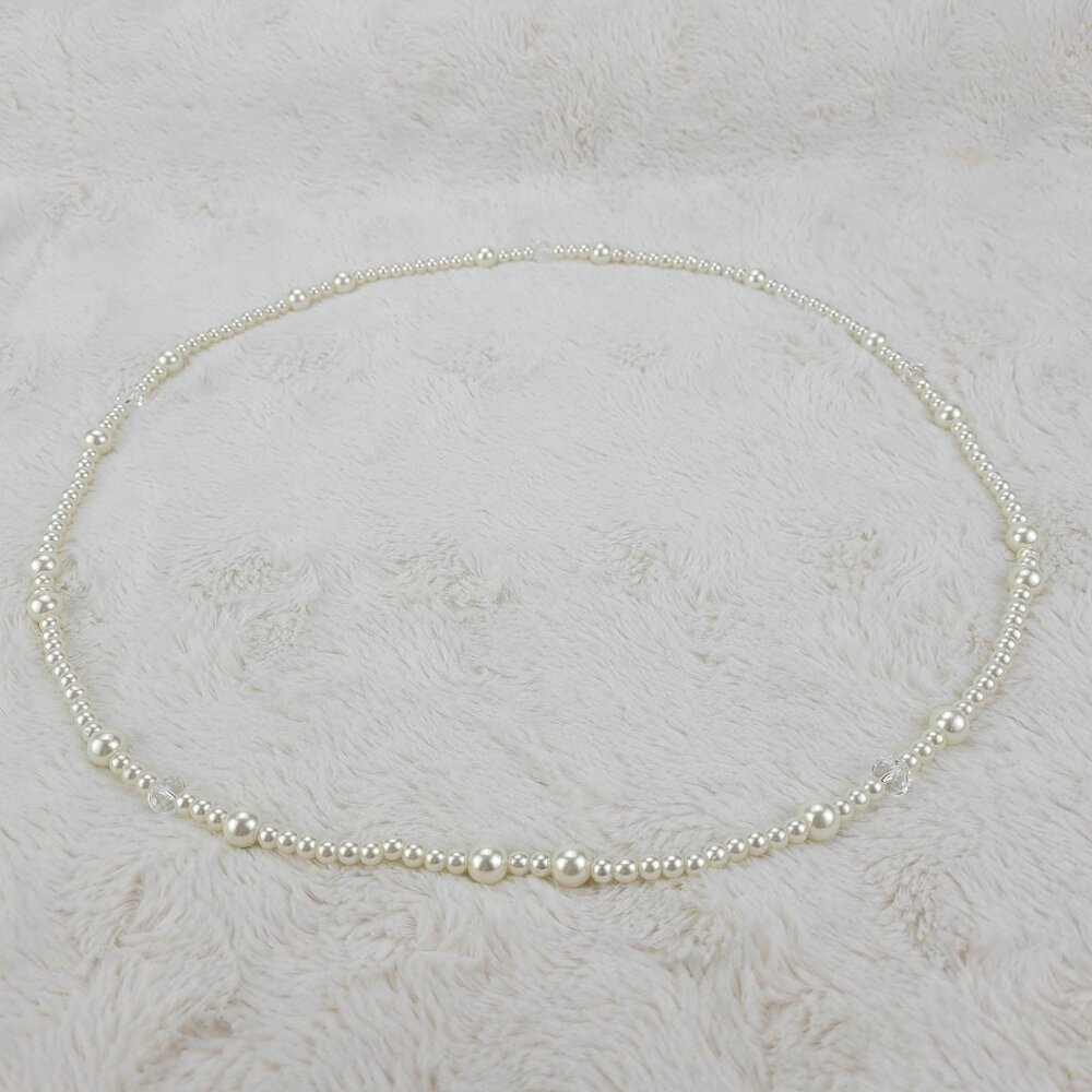 1950s Vintage Necklace: Single String of Large and Small Alternating Pearl Beads